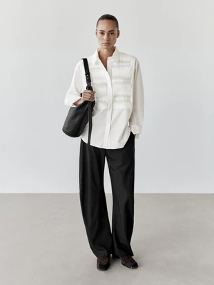 Рубашка из 100% хлопка с деталями на груди- Заказать в России