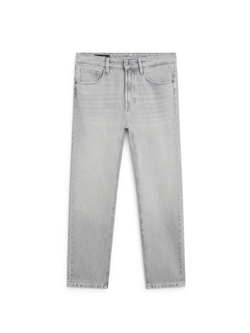 Джинсы со свободным кроем