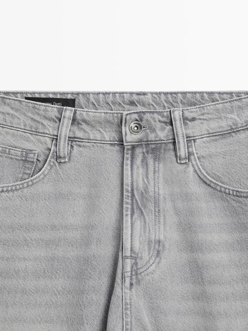 Джинсы со свободным кроем