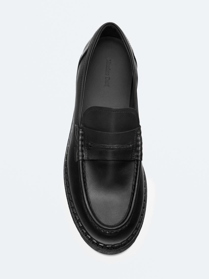 Лоферы из кожи с подошвой на гофре и пенни-ремешком