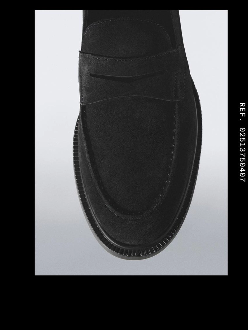 Туфли-лодочки из разделанной кожи