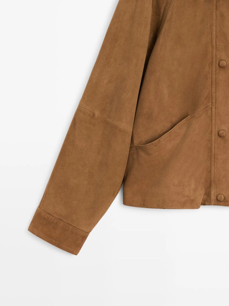 Замшевый пиджак с пуговицами