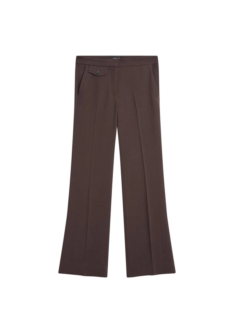 Брюки с карманами и расклешенным кроем