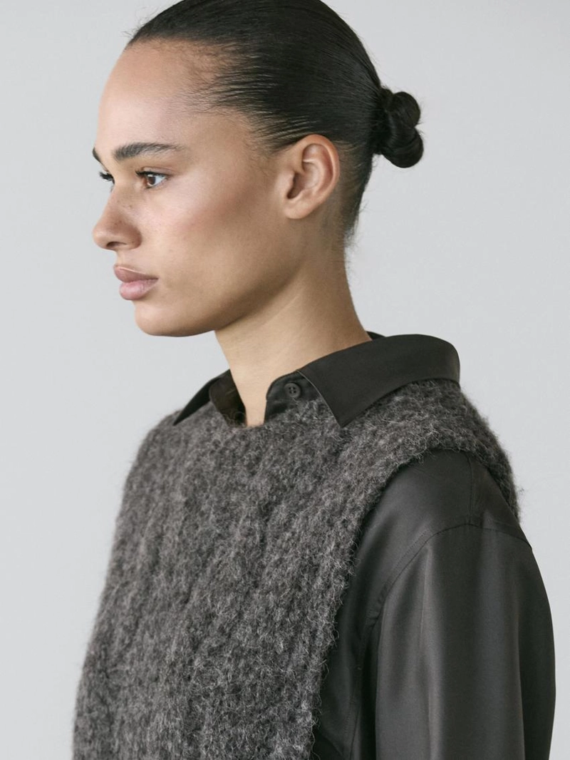 Жилет из альпакиевой смеси