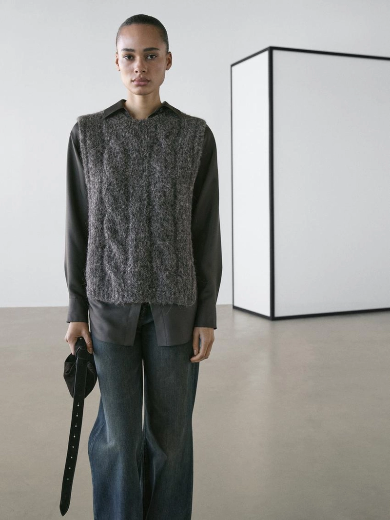 Жилет из альпакиевой смеси