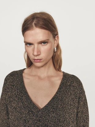 Водолазка MASSIMO DUTTI из мулине с V-образным вырезом- Заказать в России