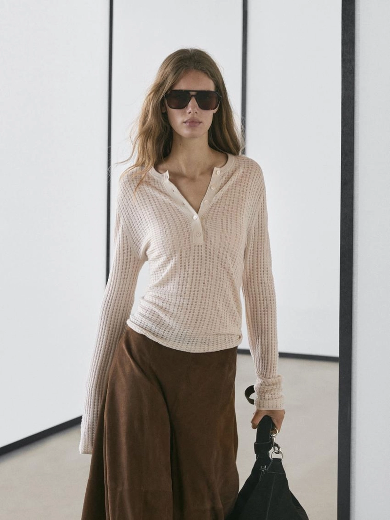 Джемпер с ажурным узором и круглым вырезом из шерсти