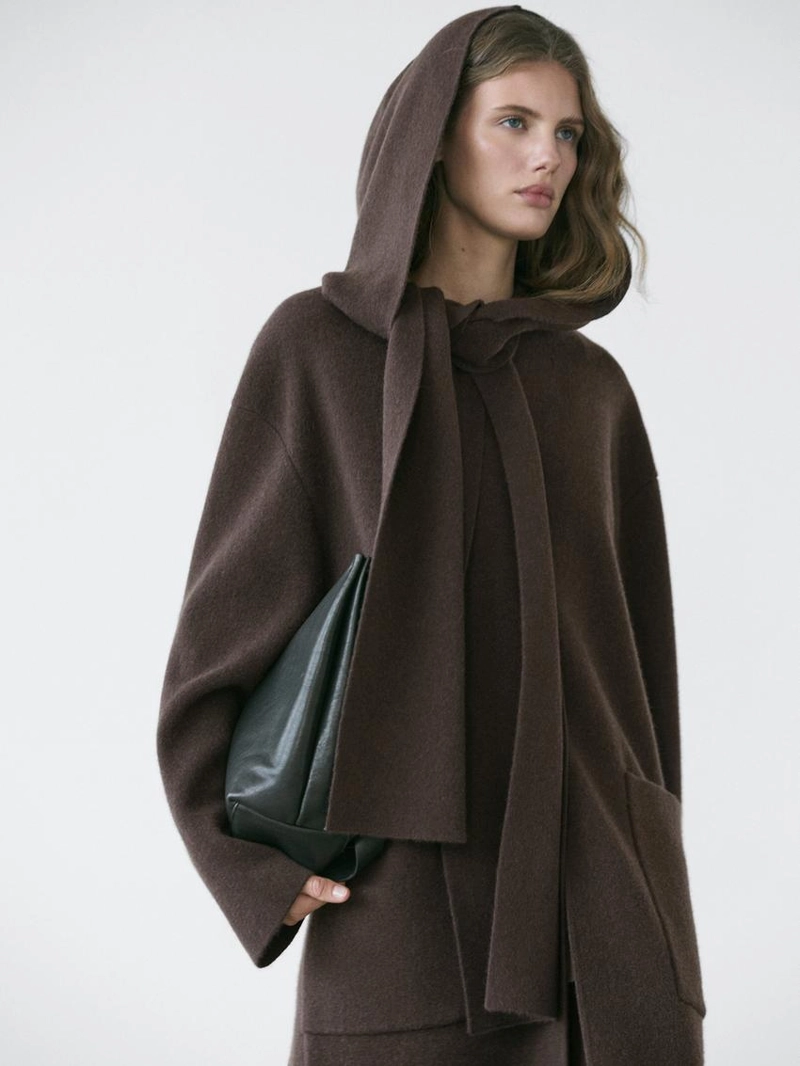 Длинный кардиган с капюшоном-шарфом