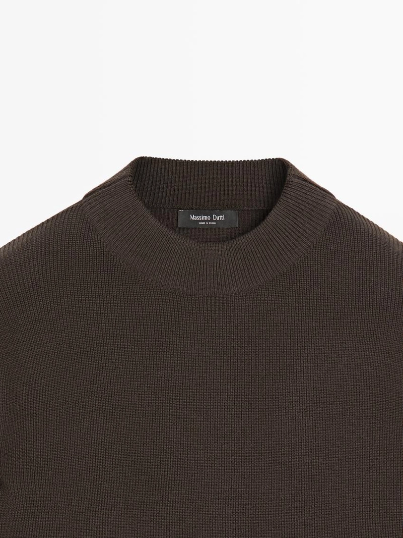 Вязанный свитер из хлопкового микса с макдональдом