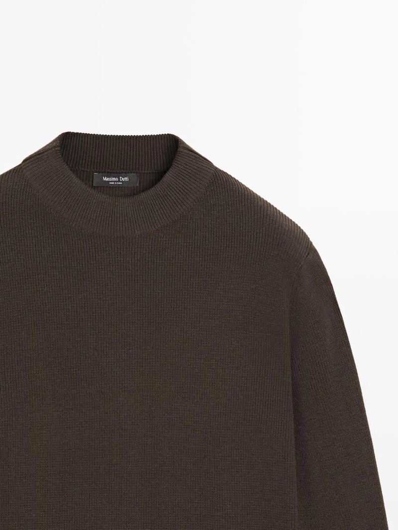 Вязанный свитер из хлопкового микса с макдональдом