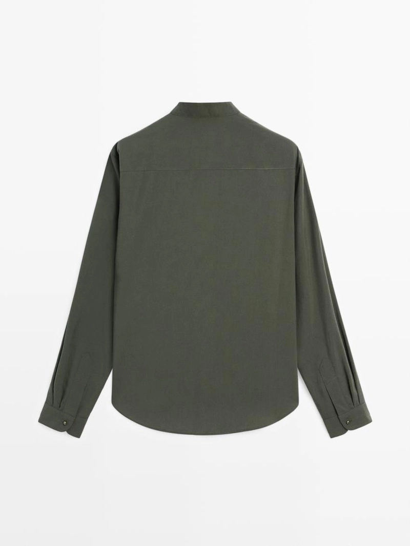 Рубашка с застежкой на пуговицы и стойкой воротником