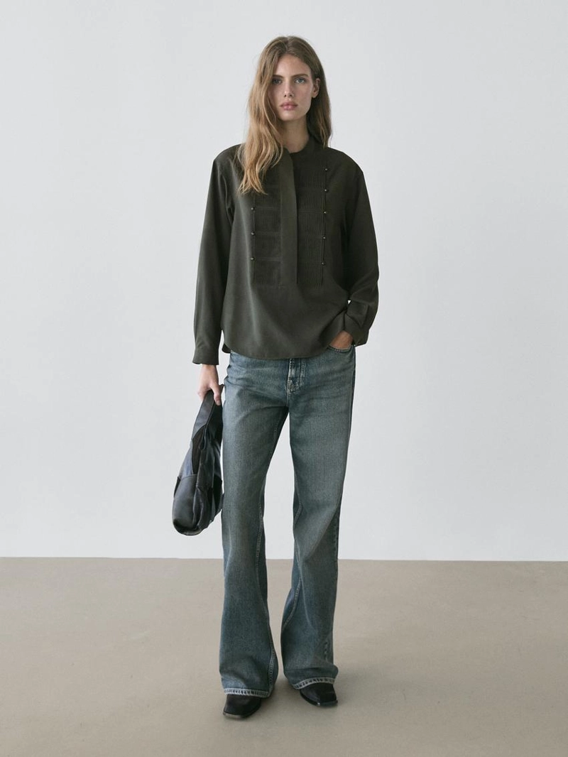 Рубашка с застежкой на пуговицы и стойкой воротником