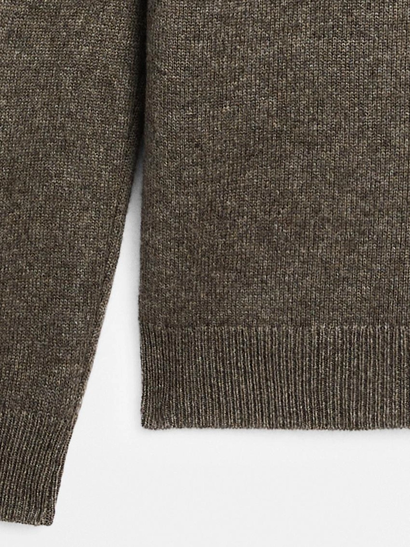 Джемпер с карманом деталь 100% кашемир