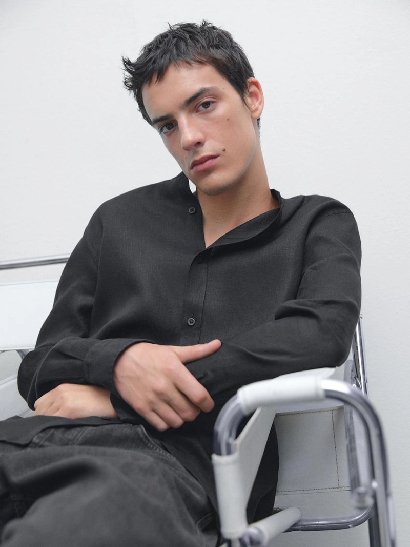 Рубашка с воротником-стойкой и обычной посадкой