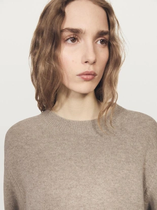 Оверсайз свитер с короткими рукавами из 100% шерсти- Заказать в России