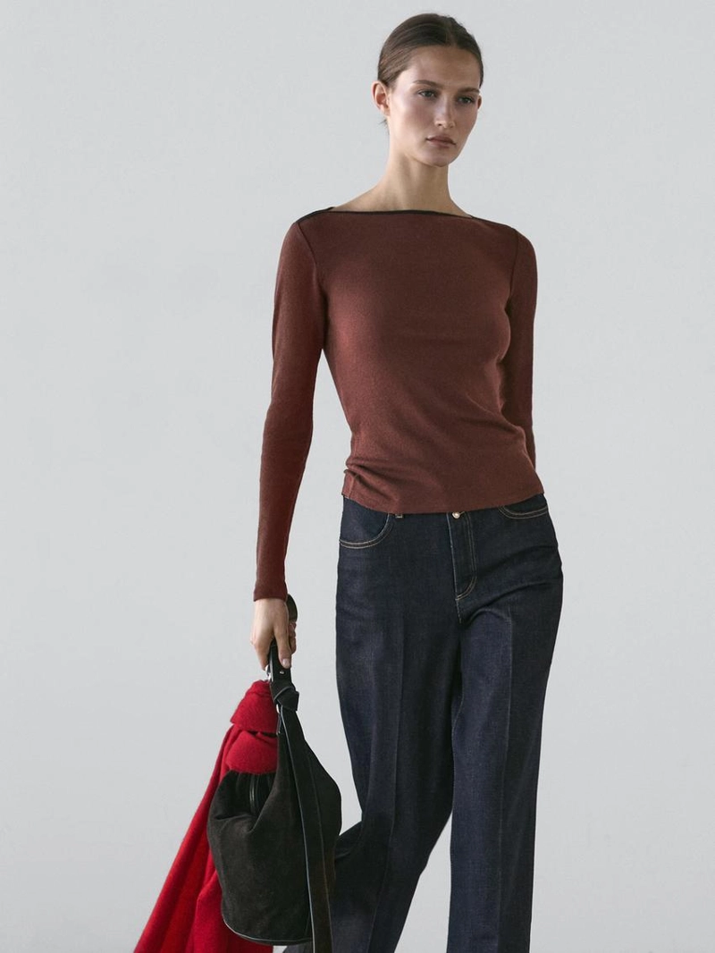 Топ с деталями контрастного цвета