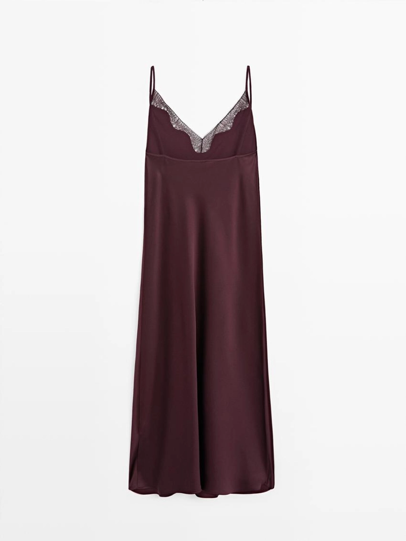 Платье-миди с кружевами