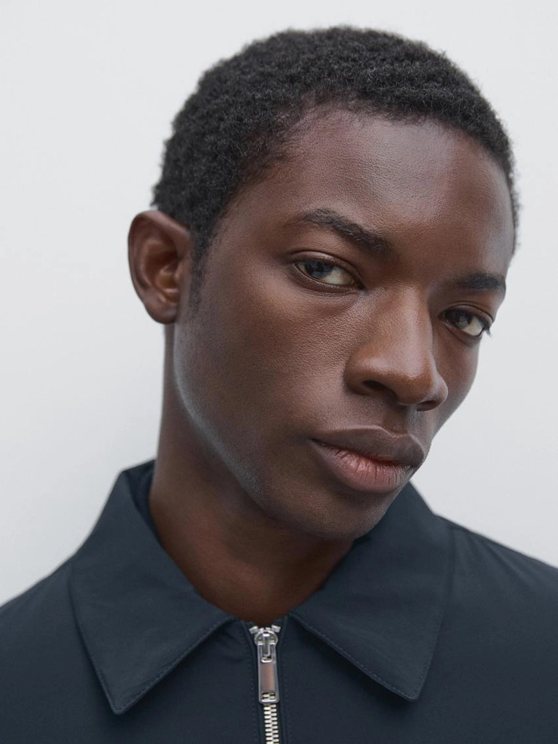 Короткая куртка с деталями карманов