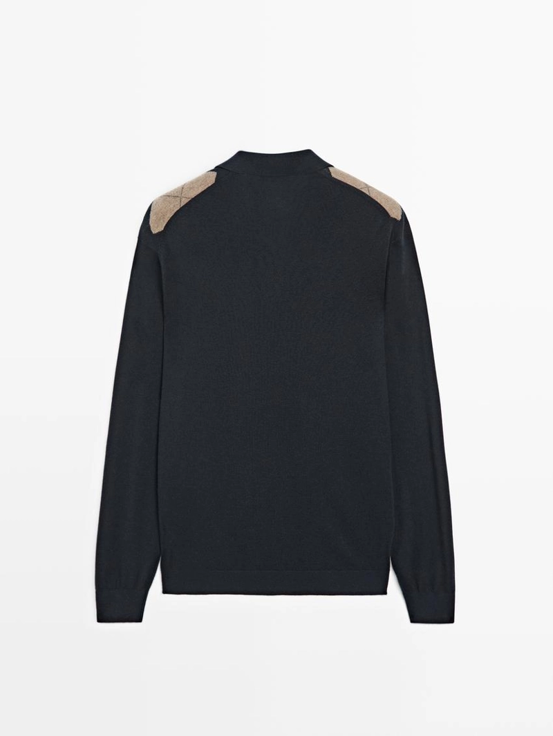 Поло-свитер с воротником-стойкой и узором из алмазной вязки из шерсти