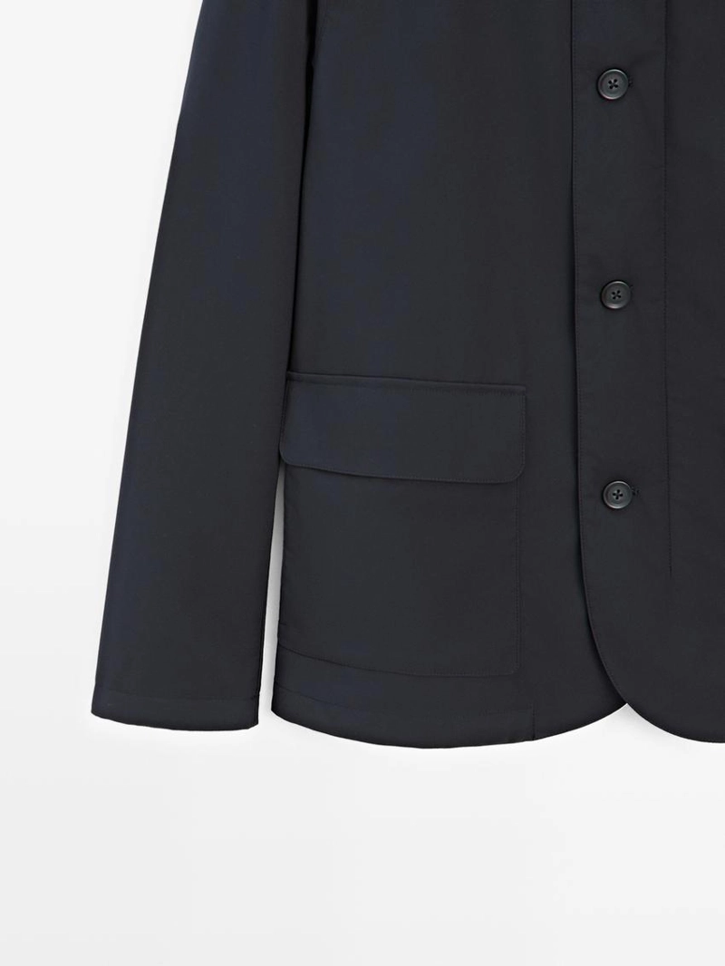 Пуховик с водоотталкивающей пропиткой