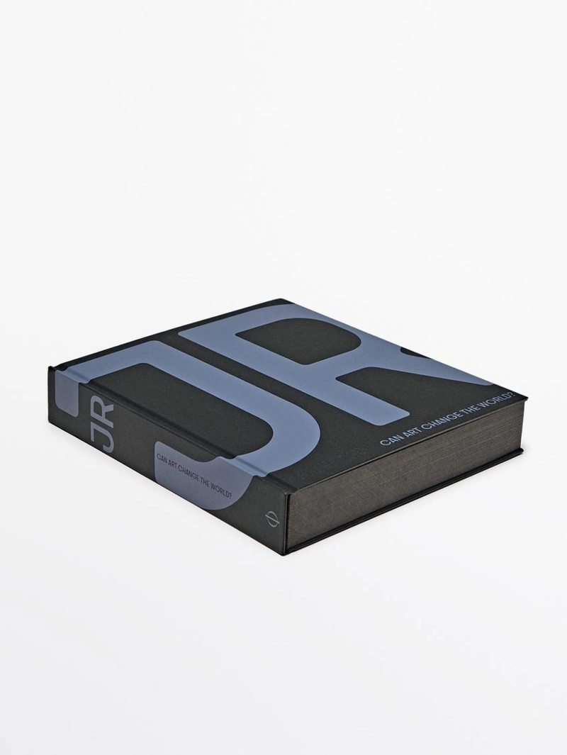 Книга jr: может ли искусство изменить мир?