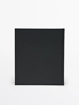 Книга JR: может ли искусство изменить мир?- Заказать в России