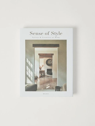 Книга SENSE OF STYLE- Заказать в России