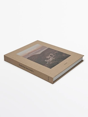 Книга ищущие убежище- Заказать в России