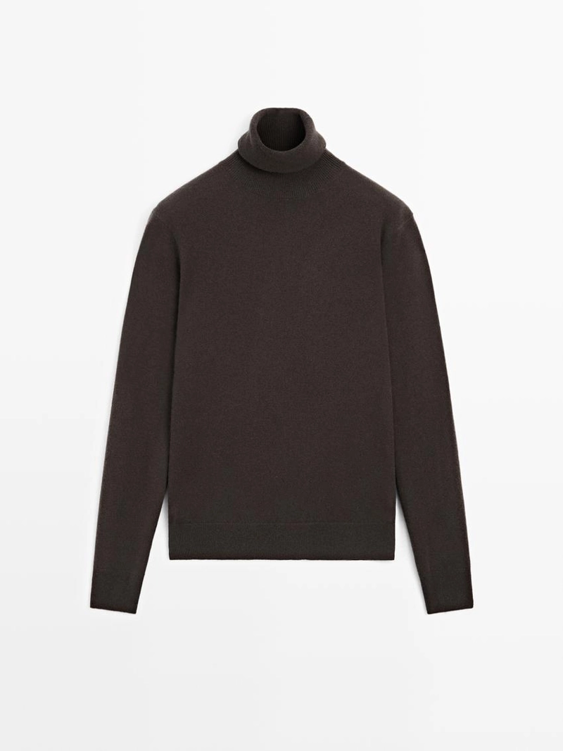 Водолазка из шерсти с высоким воротником