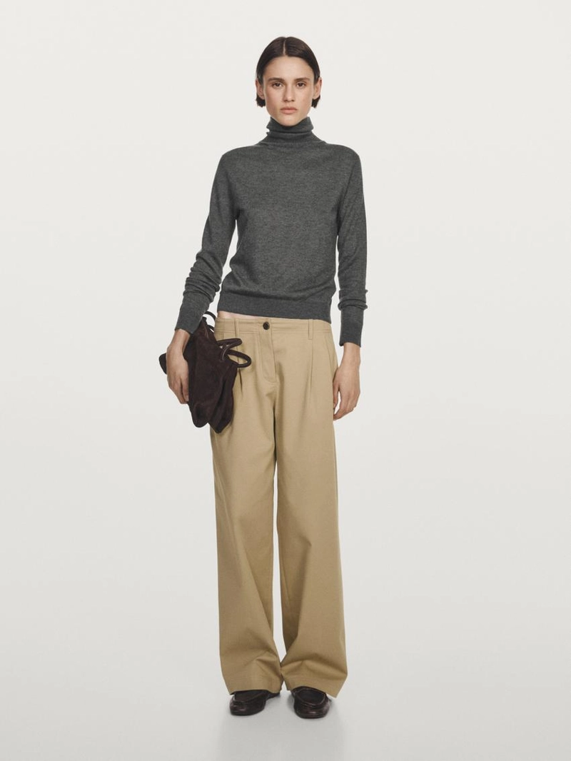 Свитер с высоким воротником из шерстяной смеси