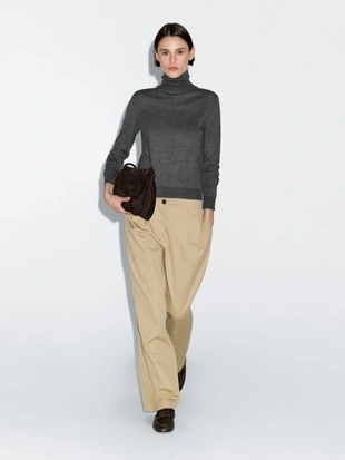 Свитер с высоким воротником из шерстяной смеси- Заказать в России