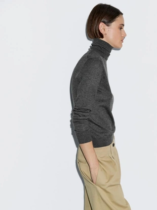 Свитер с высоким воротником из шерстяной смеси- Заказать в России