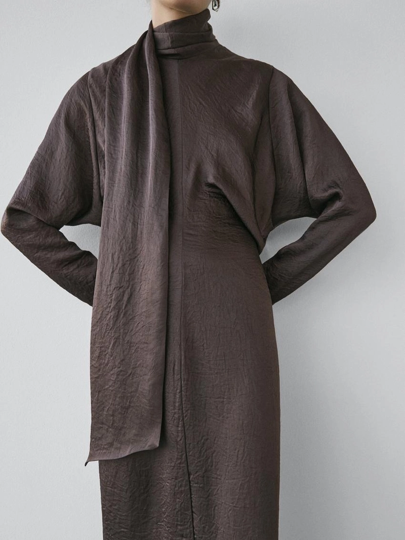 Длинное платье с завязкой - studio