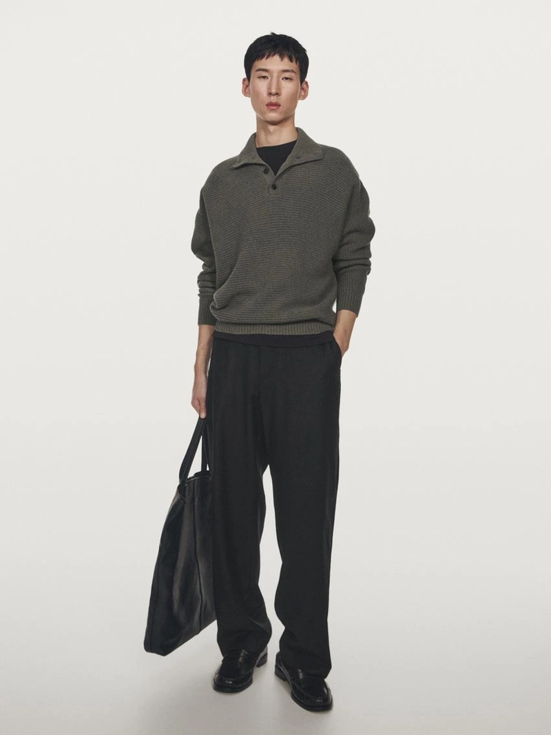 Вязанный свитер с макетным воротником на пуговицах