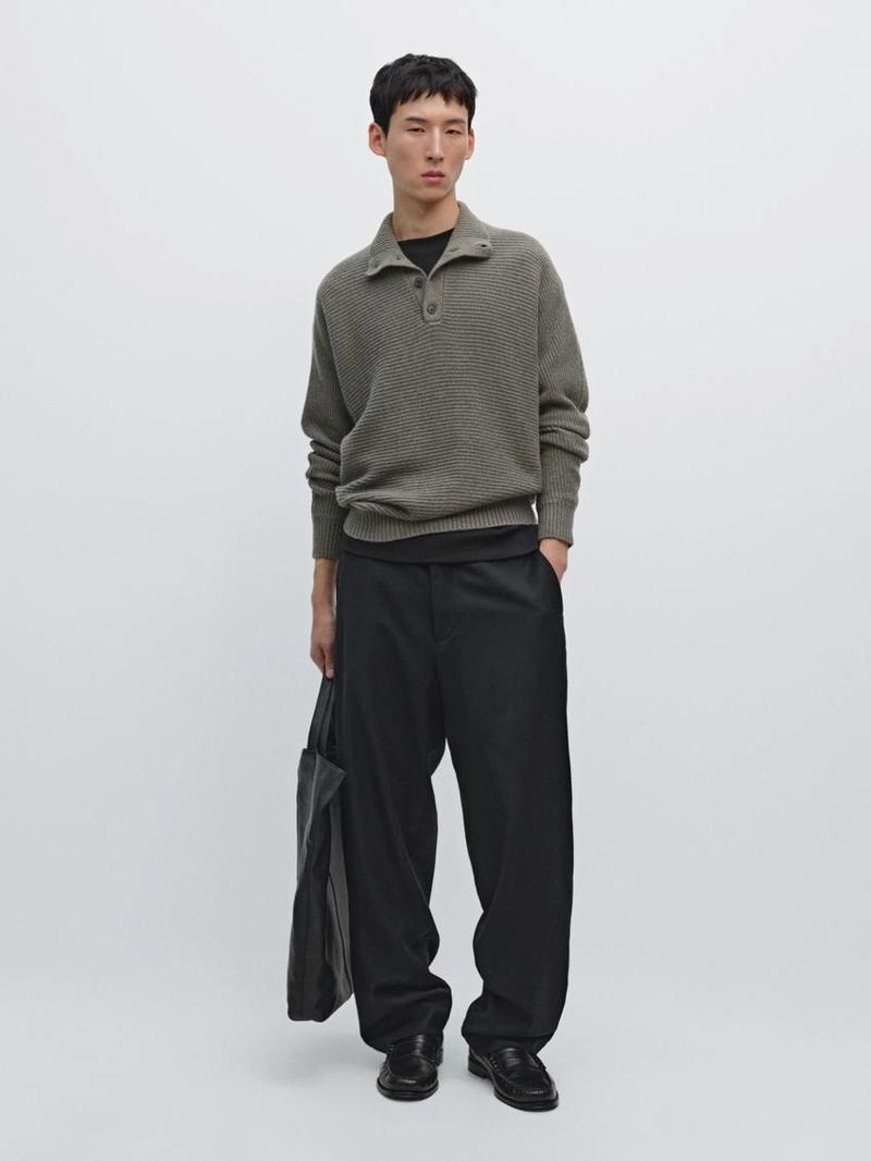 Вязанный свитер с макетным воротником на пуговицах