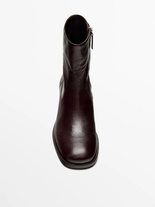 Полусапоги на плоской подошве из треснувшей кожи- Заказать в России