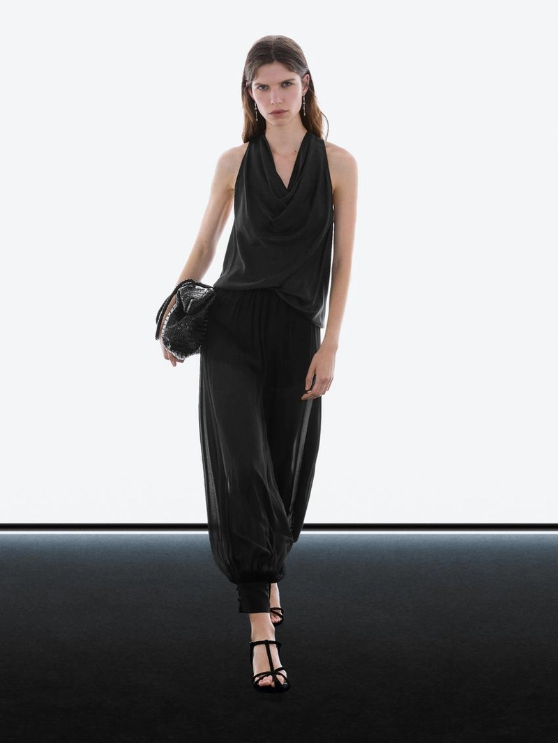 Брюки саруэль с пуговицами