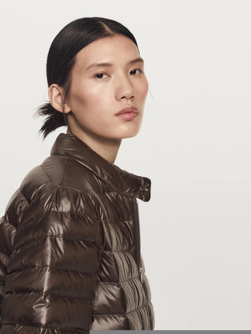 Пуховик-бомбер с водоотталкивающей отделкой