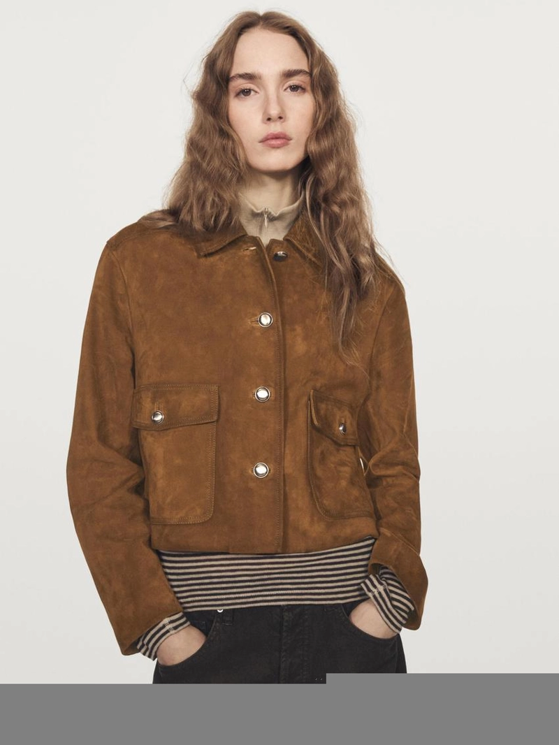 Кожаная куртка из замши с пуговицами цвета бронзы