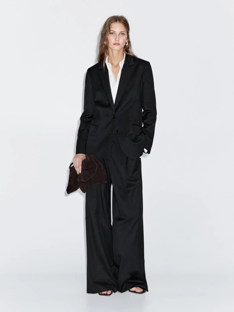 Пиджак из 100% экстра-тонкой шерсти с двумя пуговицами