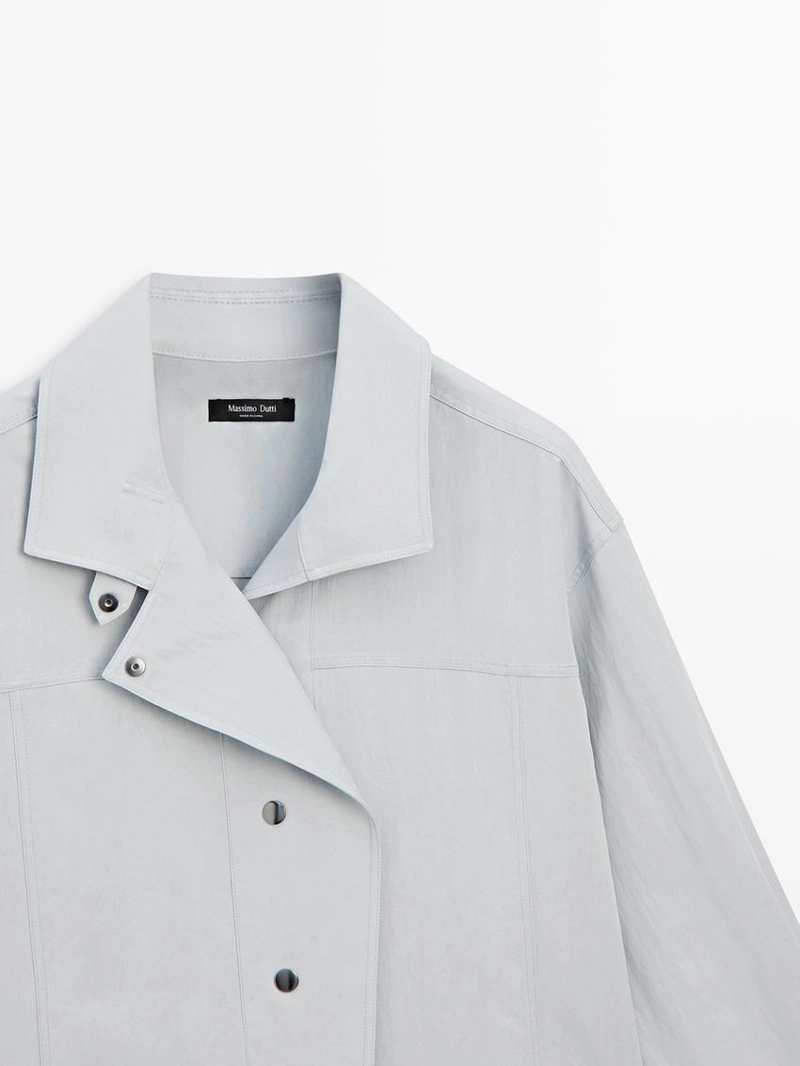 Рубашка с пуговицами и широким воротником