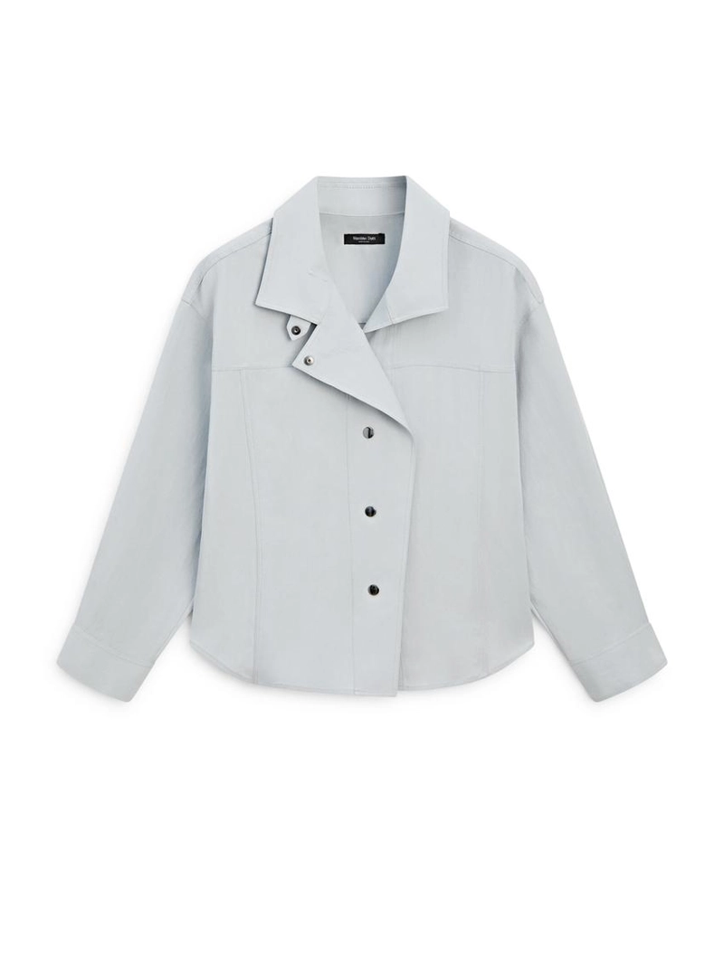 Рубашка с пуговицами и широким воротником