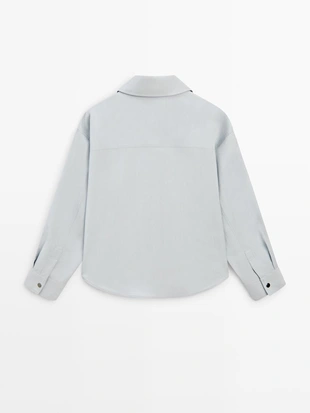 Рубашка с пуговицами и широким воротником- Заказать в России