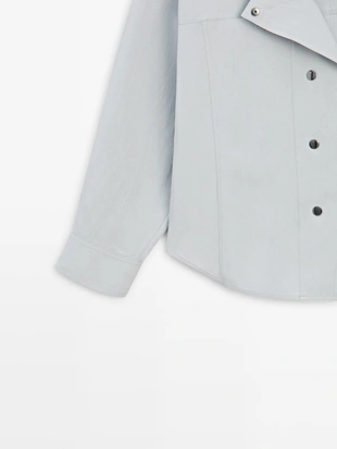 Рубашка с пуговицами и широким воротником- Заказать в России