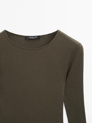 Футболка с длинным рукавом и ребристыми деталями- Заказать в России