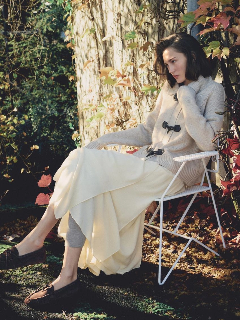 Туфли из разделанной кожи с объемным бантом