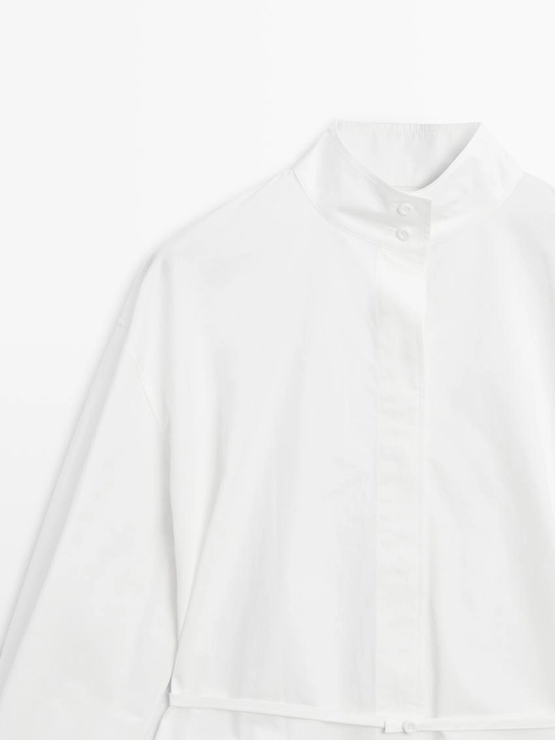 Рубашка с высоким воротником и деталями ленты