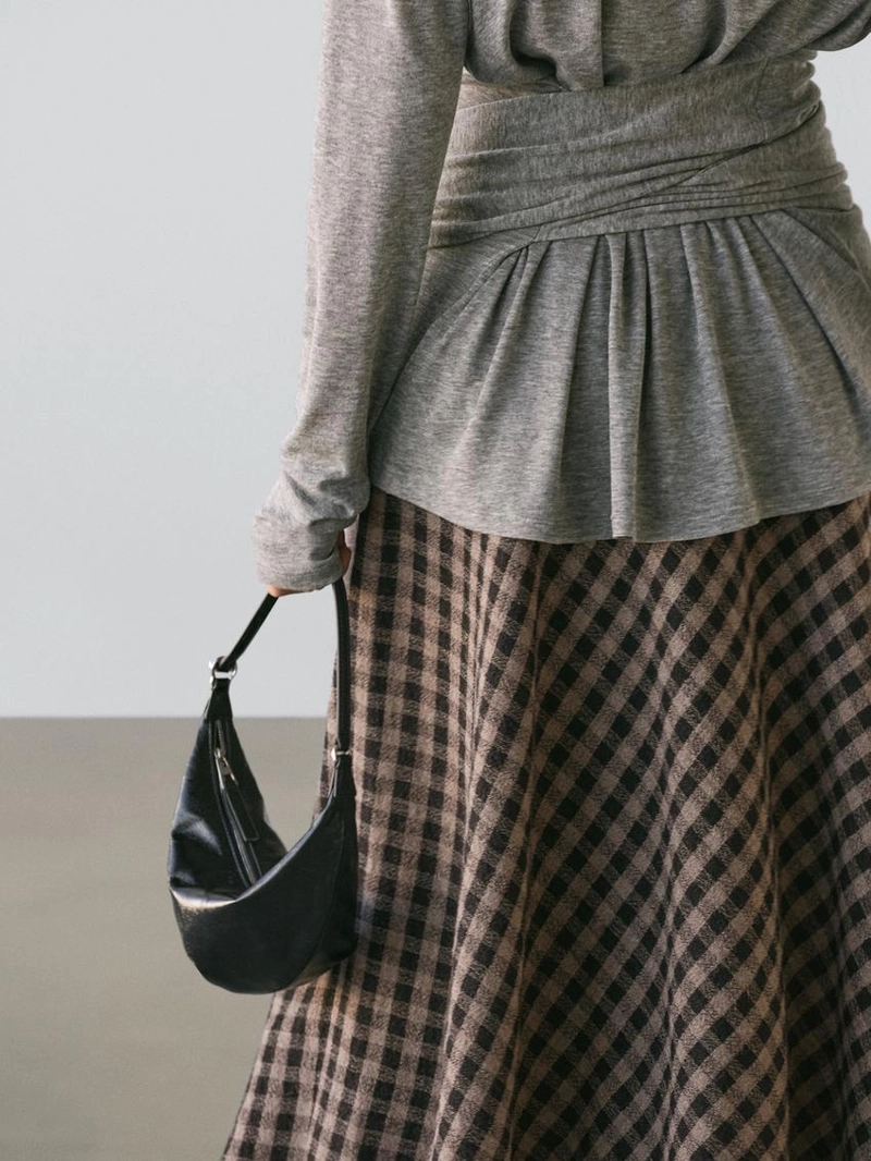Юбка расклешенная с клетчатыми деталями