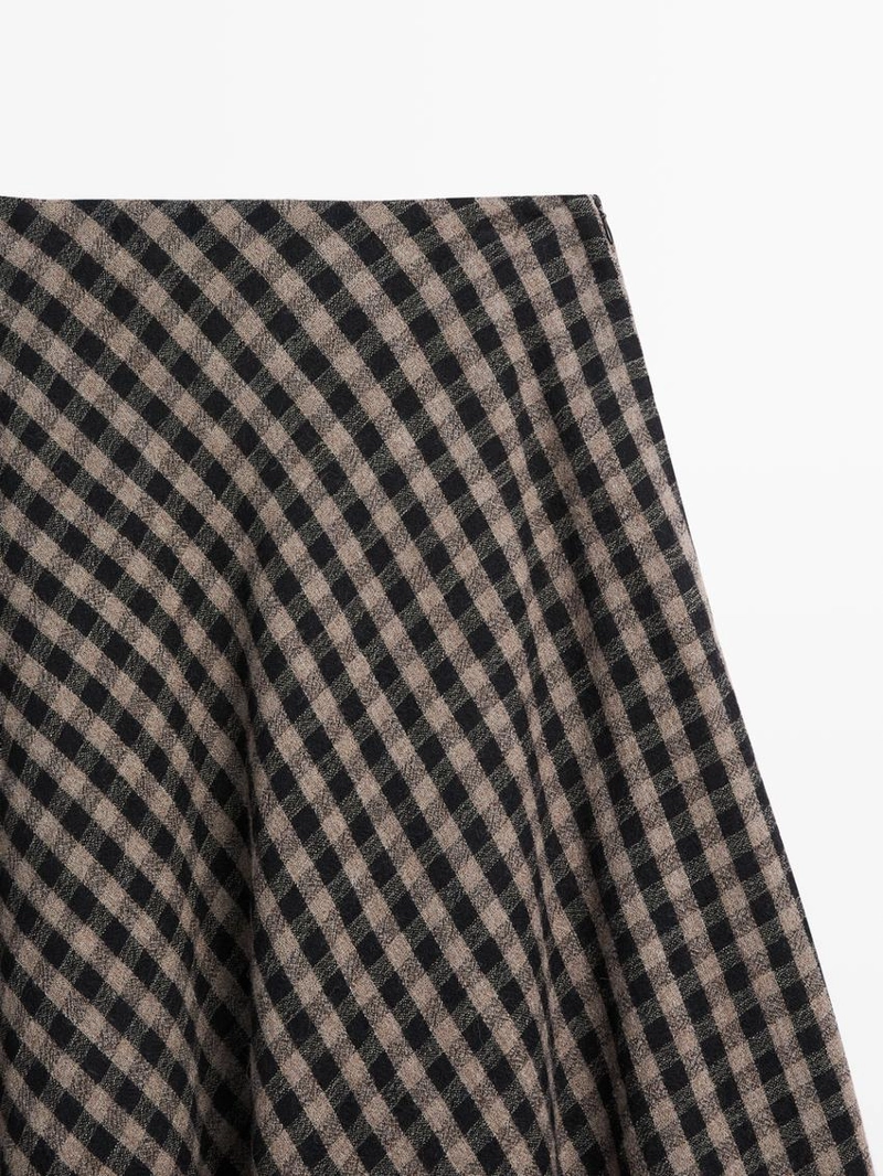 Юбка расклешенная с клетчатыми деталями