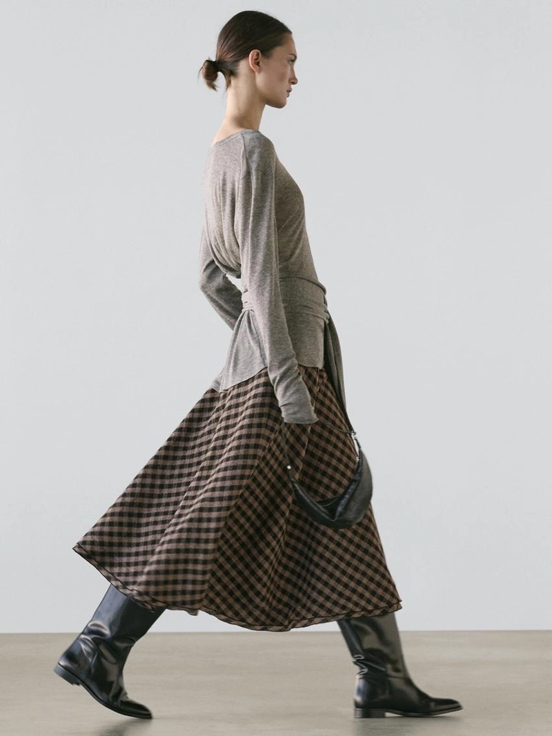 Юбка расклешенная с клетчатыми деталями